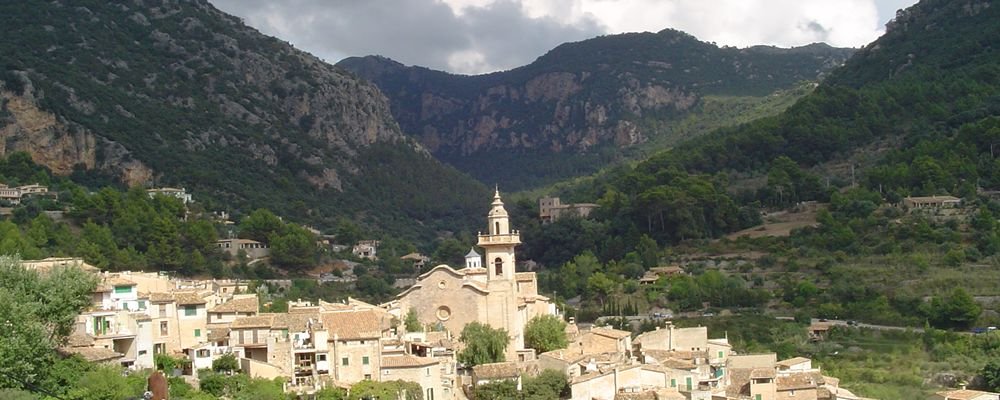 The Best Places off the Beaten Track in Mallorca - The Wise Traveller - Valldemossa