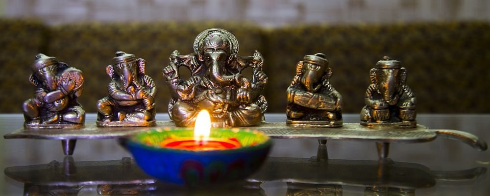 The Festival of Lights — Deepavali - India - The Wise Traveller - Pooja - Danteras