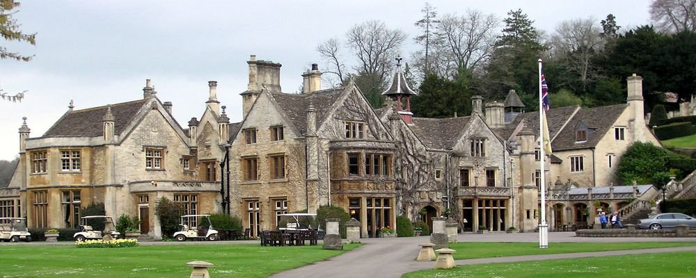 The Most Picturesque English Villages to Visit - The Wise Traveller - Castle Combe