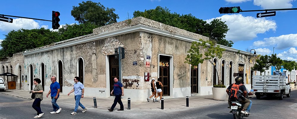 The White City - Merida, Mexico - The Wise Traveller - Santa Anna