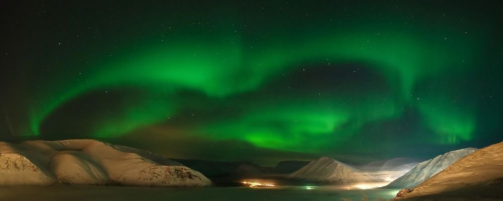 Top Travel Destinations from Instagrammers - The Wise Traveller - Iceland - Northern Lights