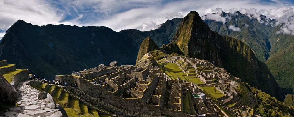 Top Travel Destinations from Instagrammers - The Wise Traveller - Peru - Machu Picchu