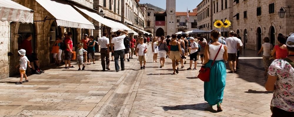 What to Pack When Backpacking Through Europe - The Wise Traveller - Croatia