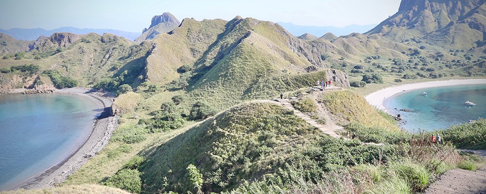 Where Lizards Rule - Komodo National Park - Indonesia - The Wise Traveller - Padar Island