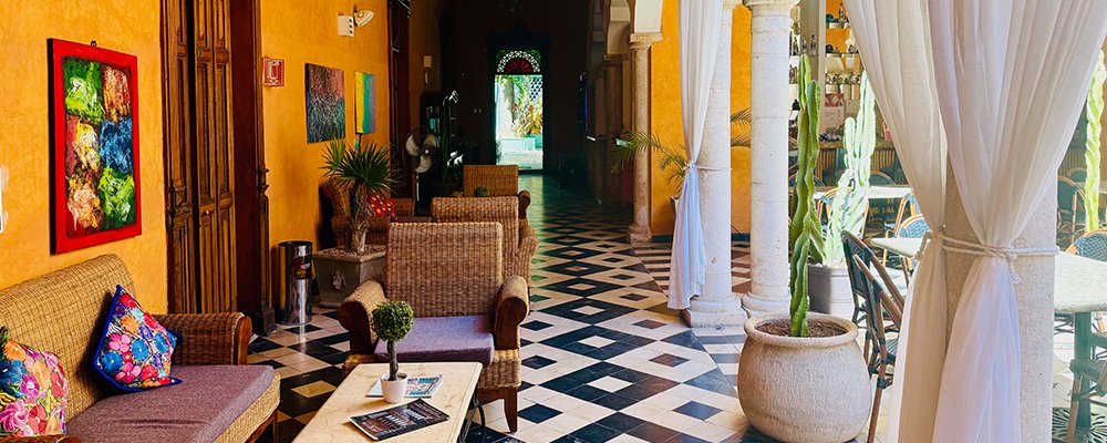 Where to Put Your Head on a Pillow Merida, Mexico - The Wise Traveller - IMG_5807