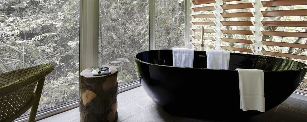 Where you can hear the Rainforest's Heartbeat - Daintree Eco Lodge - Mossman, Queensland - The Wise Traveller - Bath Tub